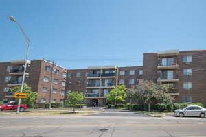 Photo of 9445 Kenton Avenue Skokie IL 60076 Unit 406