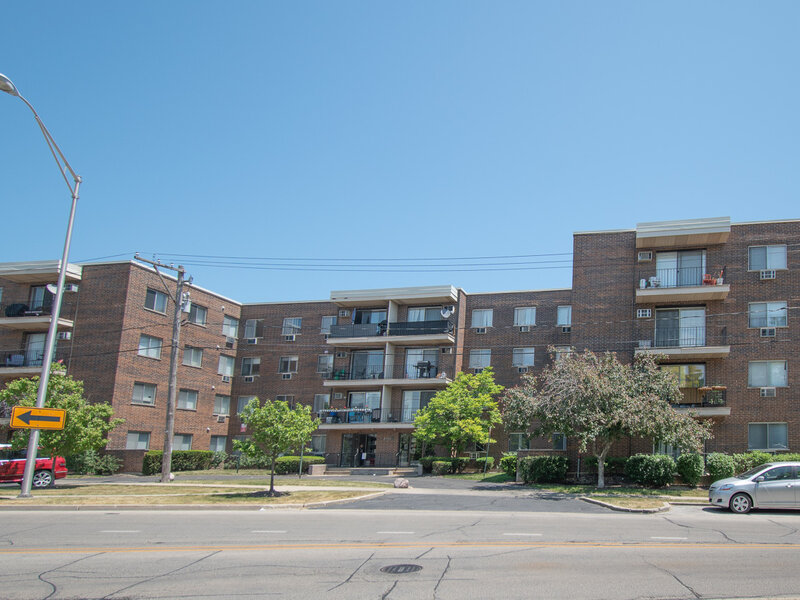 9445 Kenton Avenue Skokie IL 60076