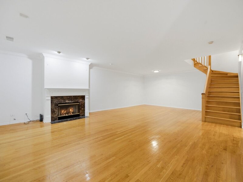 1433 S Prairie Avenue Chicago IL 60605
