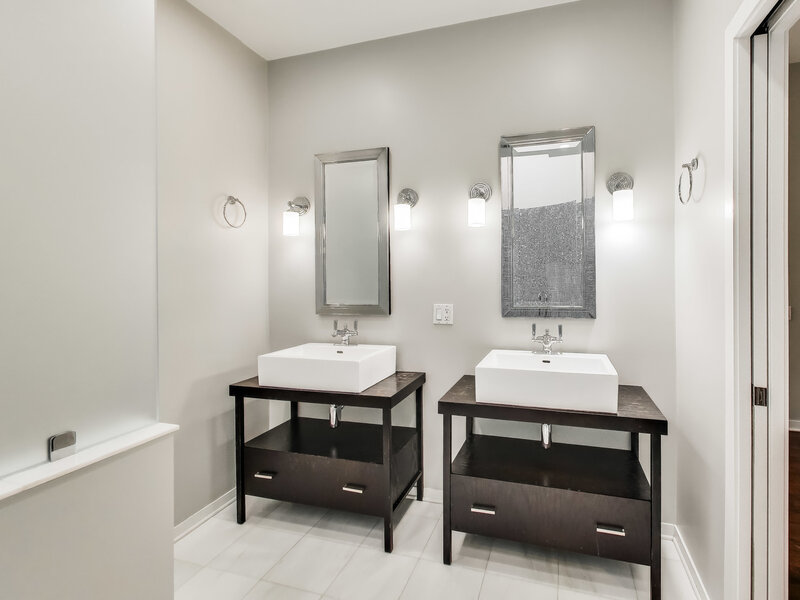 503 N Wells Street Chicago IL 60654