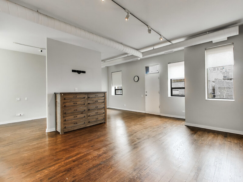 503 N Wells Street Chicago IL 60654
