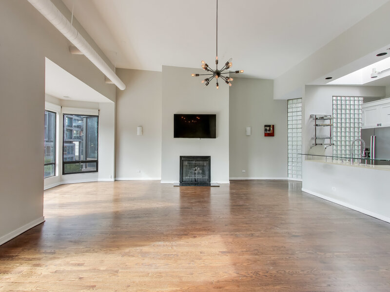 503 N Wells Street Chicago IL 60654