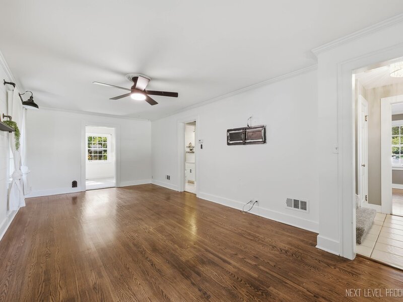 1350 Garfield Avenue Aurora IL 60506