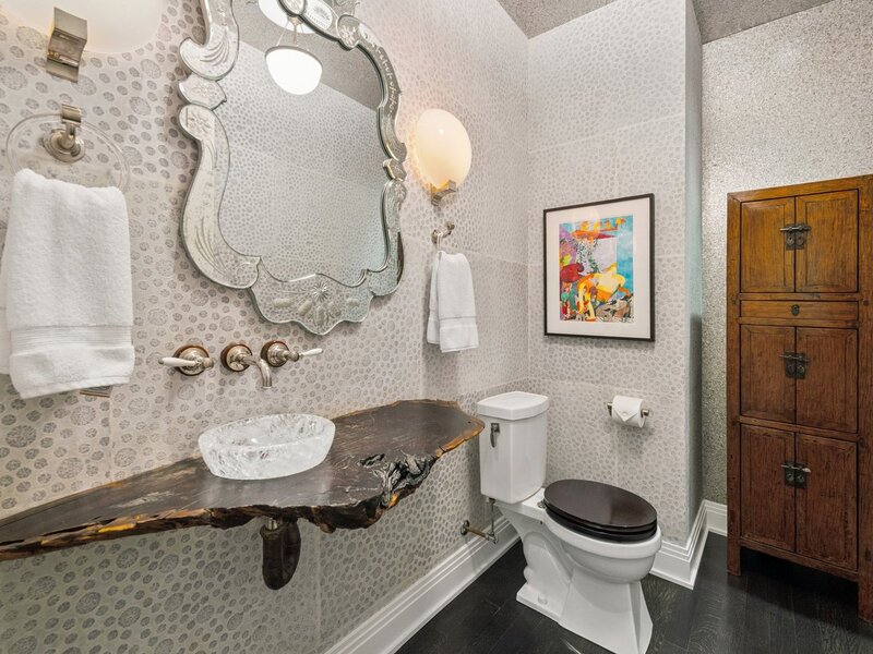 50 E Chestnut Street Chicago IL 60611