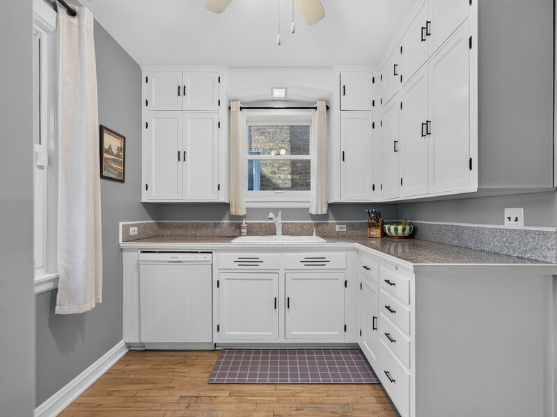 4842 W Balmoral Avenue Chicago IL 60630