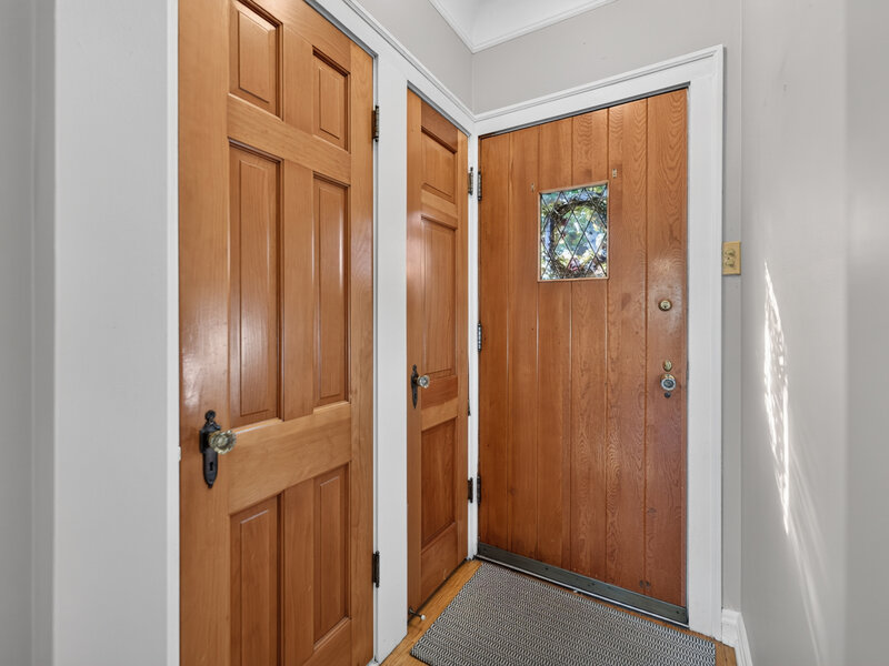 4842 W Balmoral Avenue Chicago IL 60630