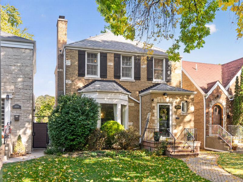 4842 W Balmoral Avenue Chicago IL 60630