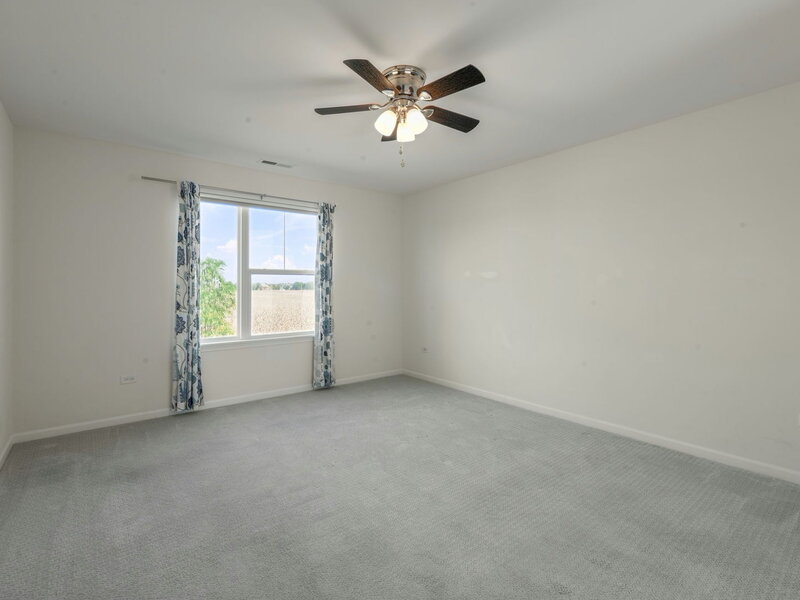 4200 Calder Lane Aurora IL 60504