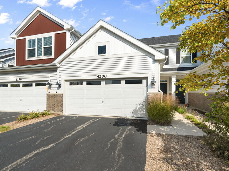 4200 Calder Lane Aurora IL 60504