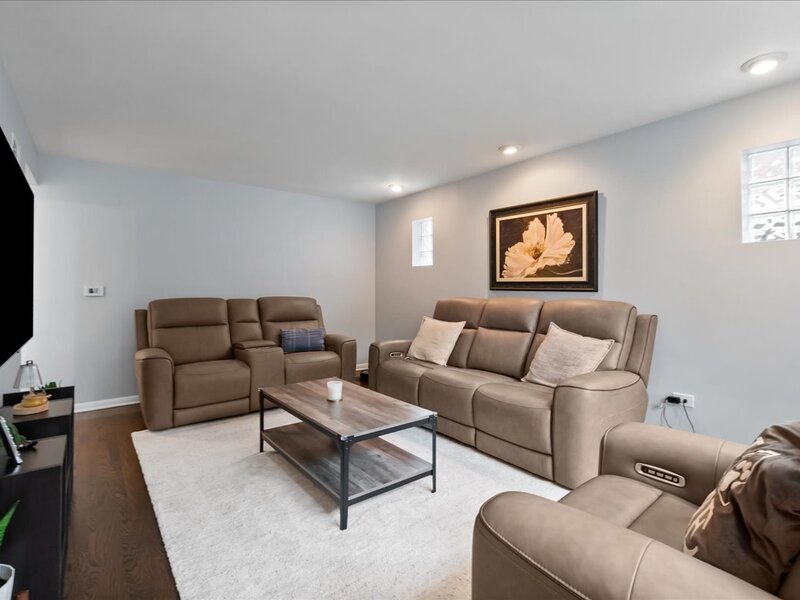 6765 W Talcott Avenue Chicago IL 60656