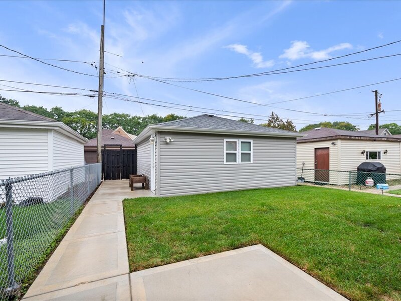 6765 W Talcott Avenue Chicago IL 60656