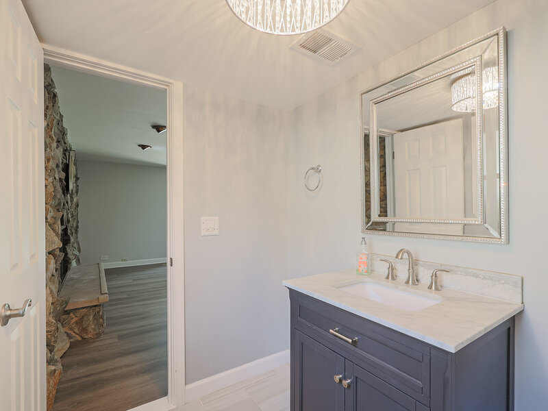 1601 N Rosetree Lane Mount Prospect IL 60056