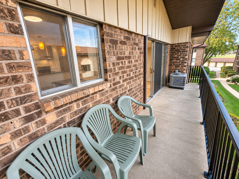 5237 James Lane Crestwood IL 60418