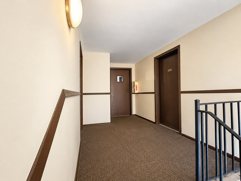 5237 James Lane Crestwood IL 60418