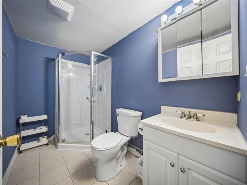 1372 S 6th Avenue Des Plaines IL 60018
