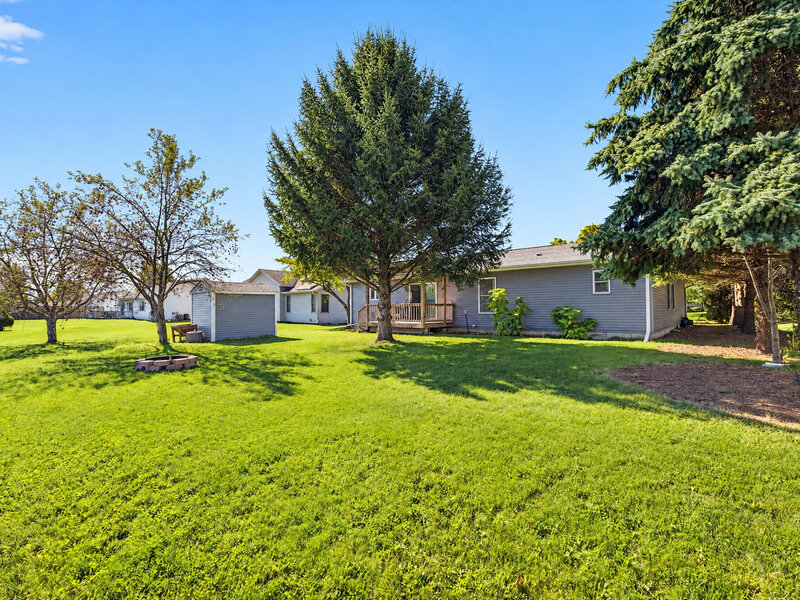 10210 Sharon Lane Hebron IL 60034