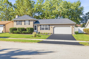Photo of 910 Molobay Terrace Bartlett IL 60103