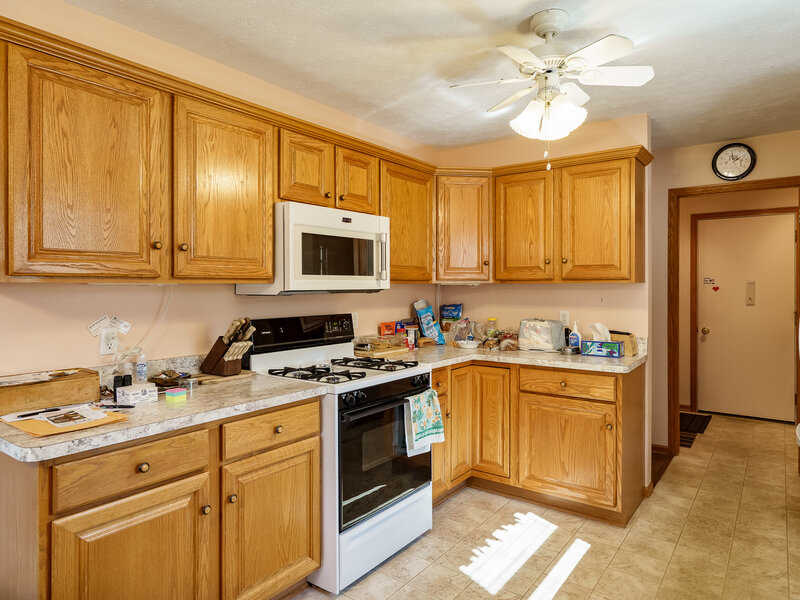 4126 Riverwood Loves Park IL 61111