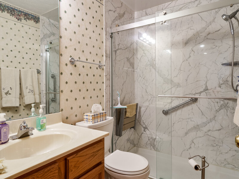 4126 Riverwood Loves Park IL 61111