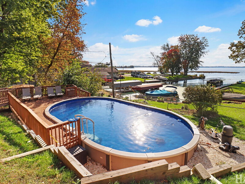 5208 N Leeside Street Mchenry IL 60050