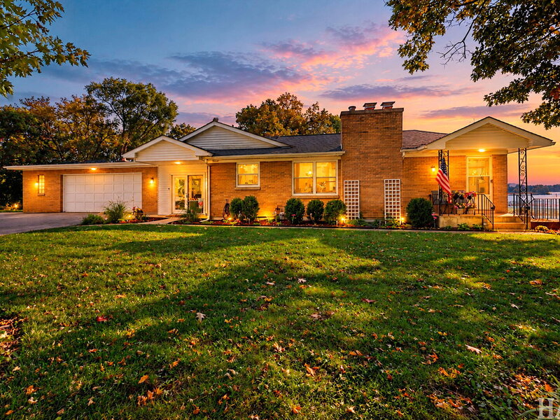 5208 N Leeside Street Mchenry IL 60050