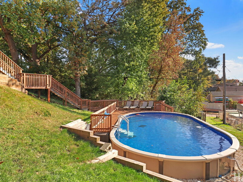 5208 N Leeside Street Mchenry IL 60050