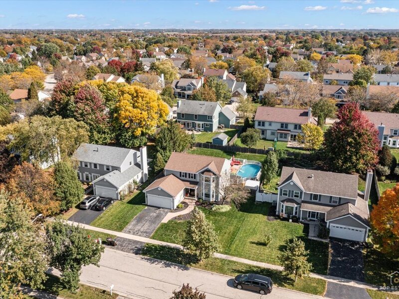 926 E Stone Creek Circle Crystal Lake IL 60014