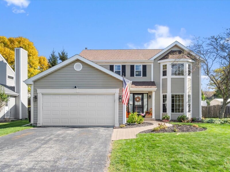 926 E Stone Creek Circle Crystal Lake IL 60014