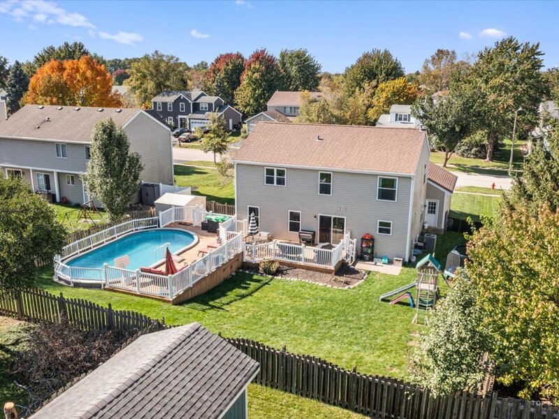 926 E Stone Creek Circle Crystal Lake IL 60014