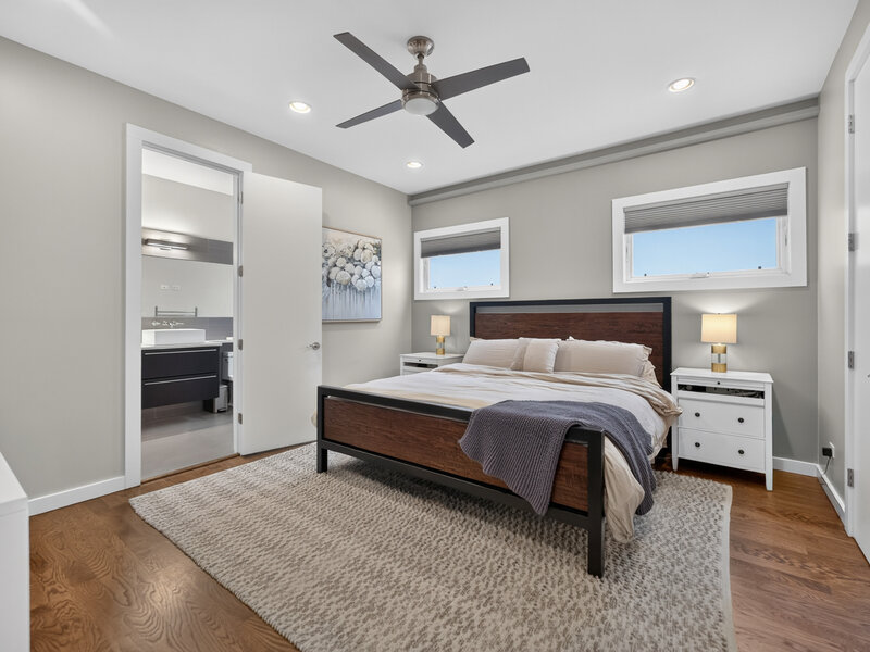 2012 W Shakespeare Avenue Chicago IL 60647