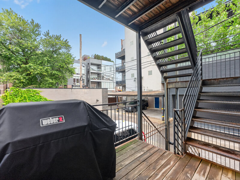 2012 W Shakespeare Avenue Chicago IL 60647