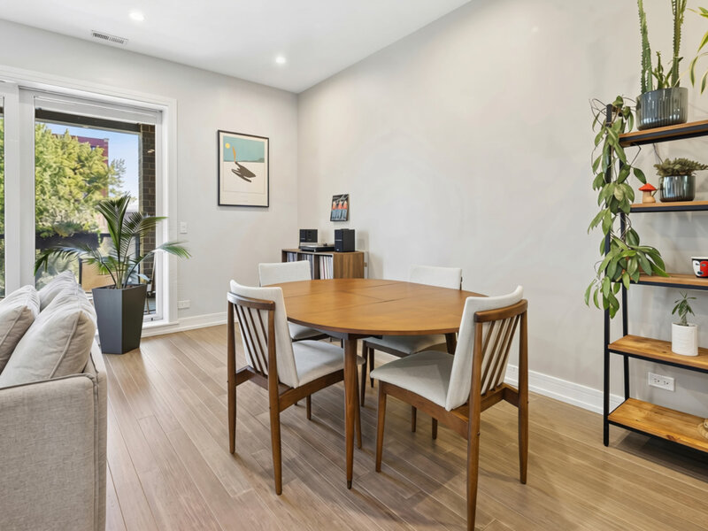 4858 N Kenmore Avenue Chicago IL 60640