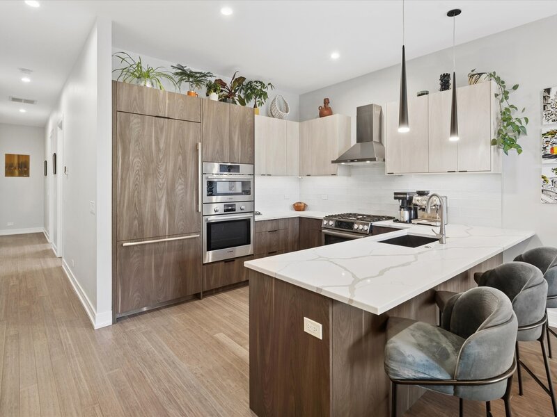 4858 N Kenmore Avenue Chicago IL 60640