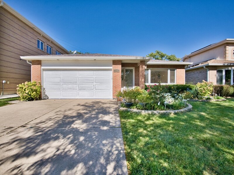 5316 Lee Street Skokie IL 60077