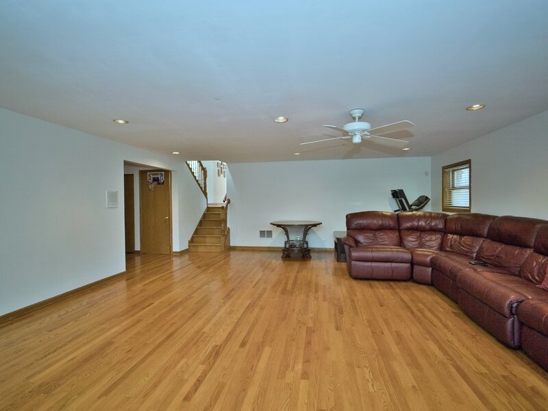 5316 Lee Street Skokie IL 60077