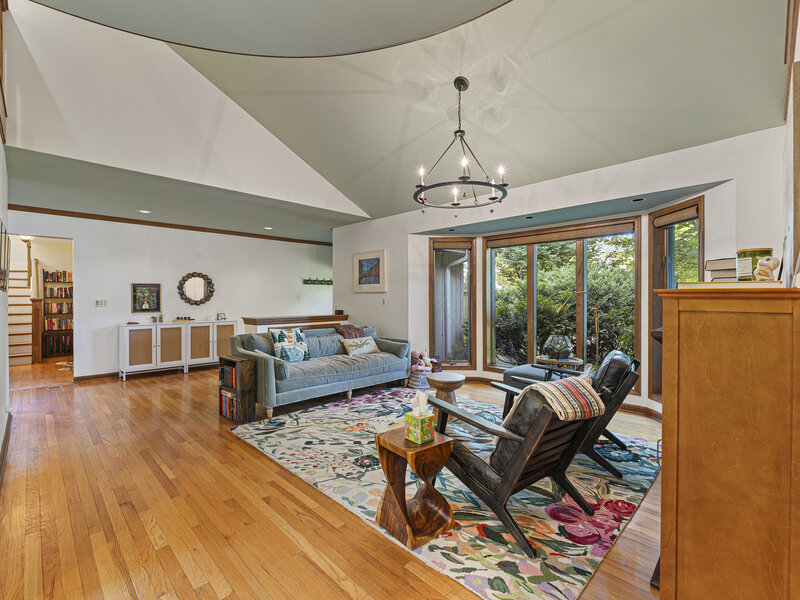 1543 N Saint Marys Road Green Oaks IL 60048