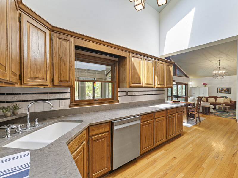 1543 N Saint Marys Road Green Oaks IL 60048