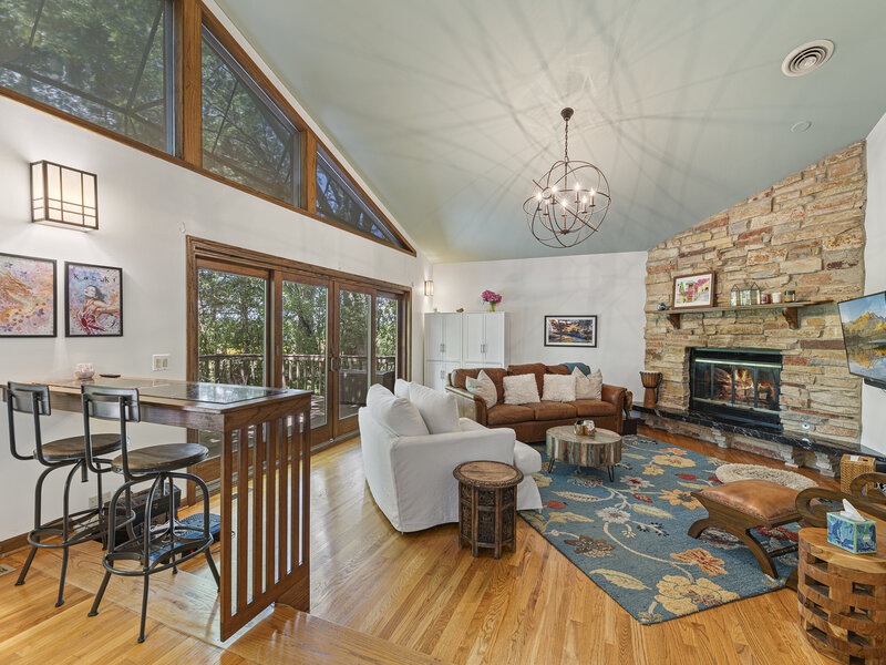 1543 N Saint Marys Road Green Oaks IL 60048