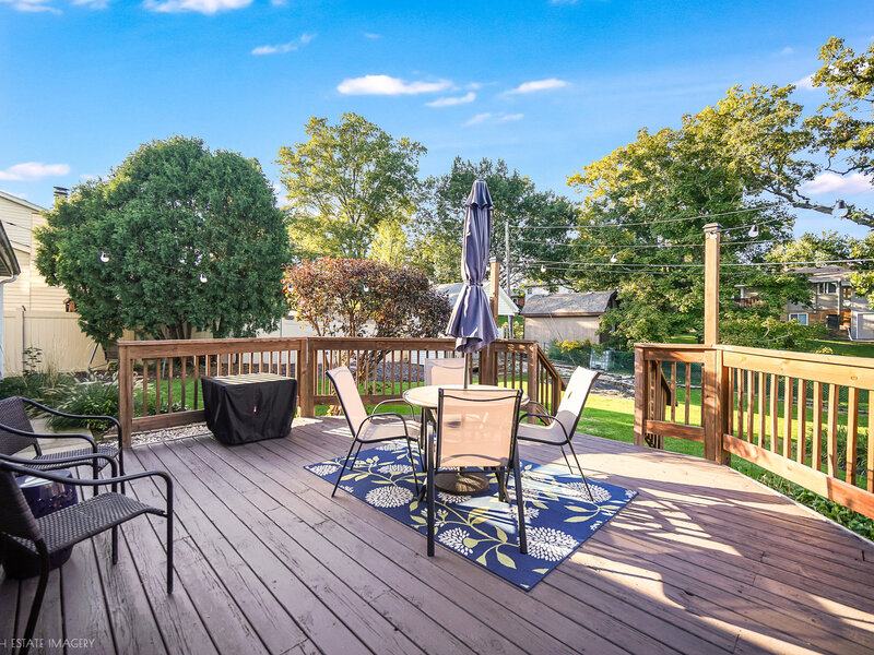 427 Glenys Drive Lemont IL 60439