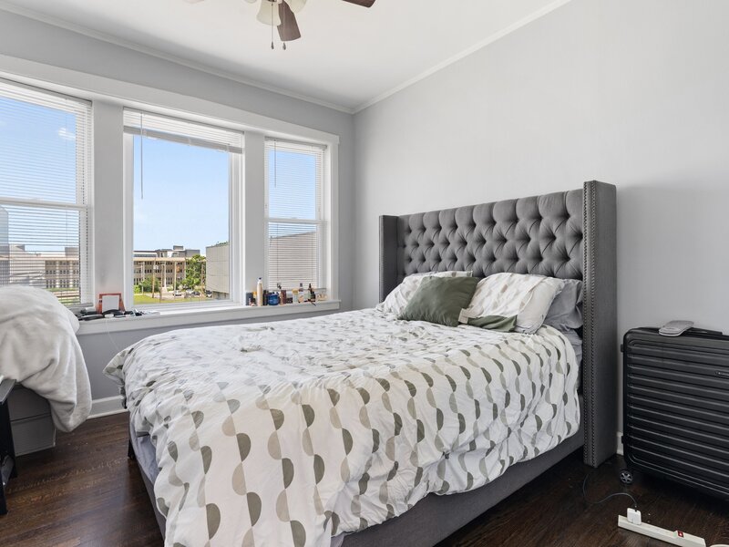 6103 S Kimbark Avenue Chicago IL 60637
