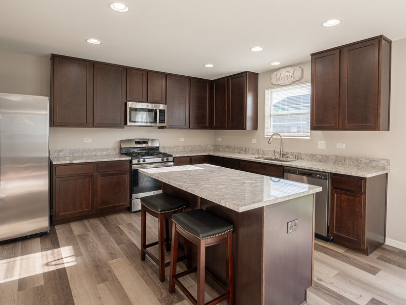 1004 Daniel Street Plano IL 60545