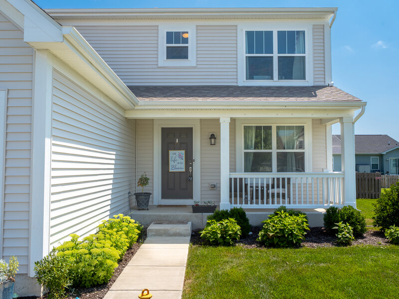1004 Daniel Street Plano IL 60545