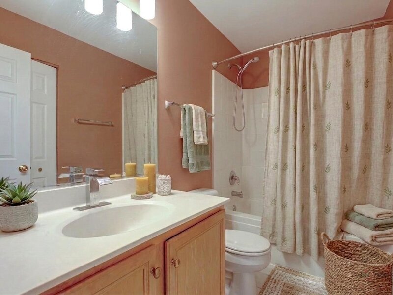 467 Pine Lake Circle Vernon Hills IL 60061