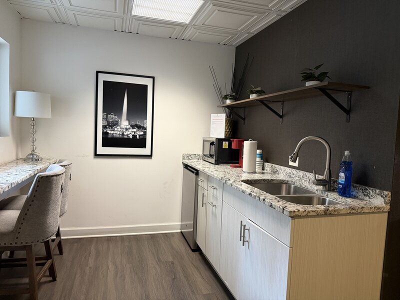 253 E Delaware Place Chicago IL 60611