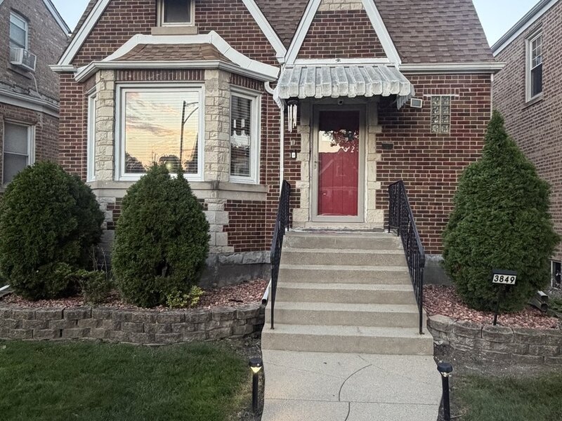 3849 N Nora Avenue Chicago IL 60634