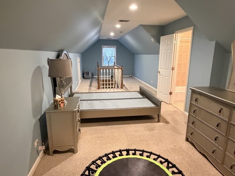 3849 N Nora Avenue Chicago IL 60634