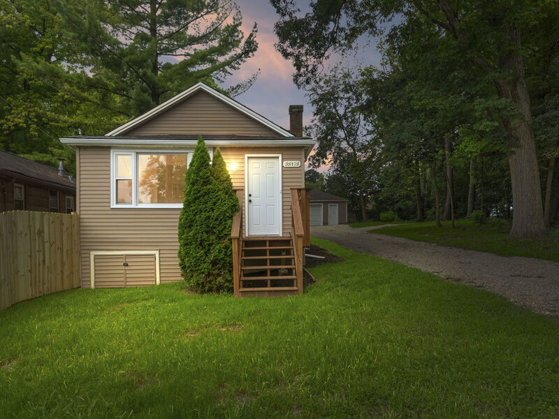38178 N 1st Avenue Spring Grove IL 60081