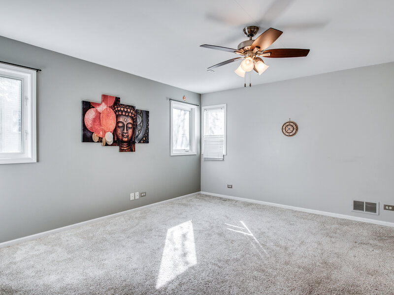 2518 Adamsway Drive Aurora IL 60502