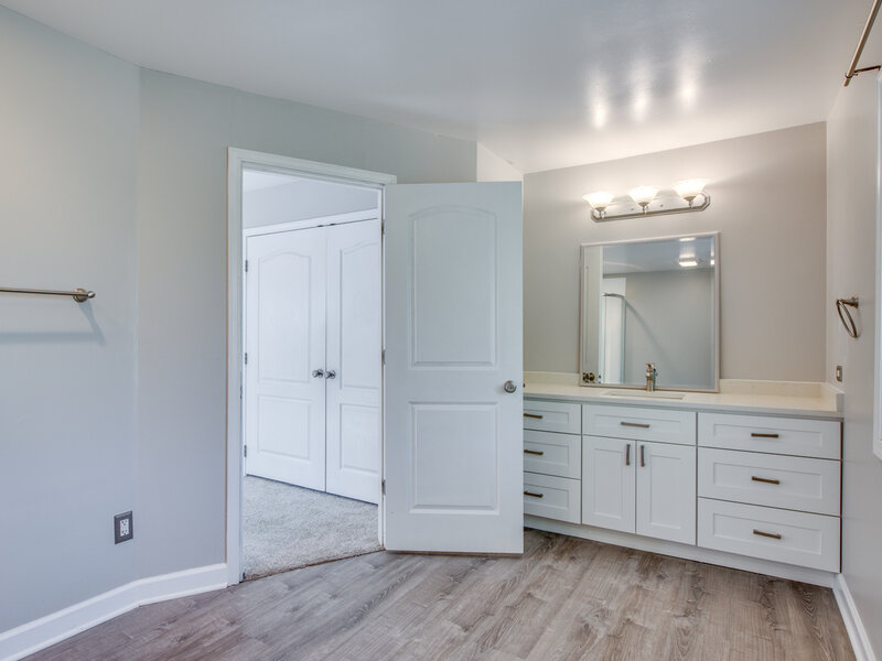 2518 Adamsway Drive Aurora IL 60502