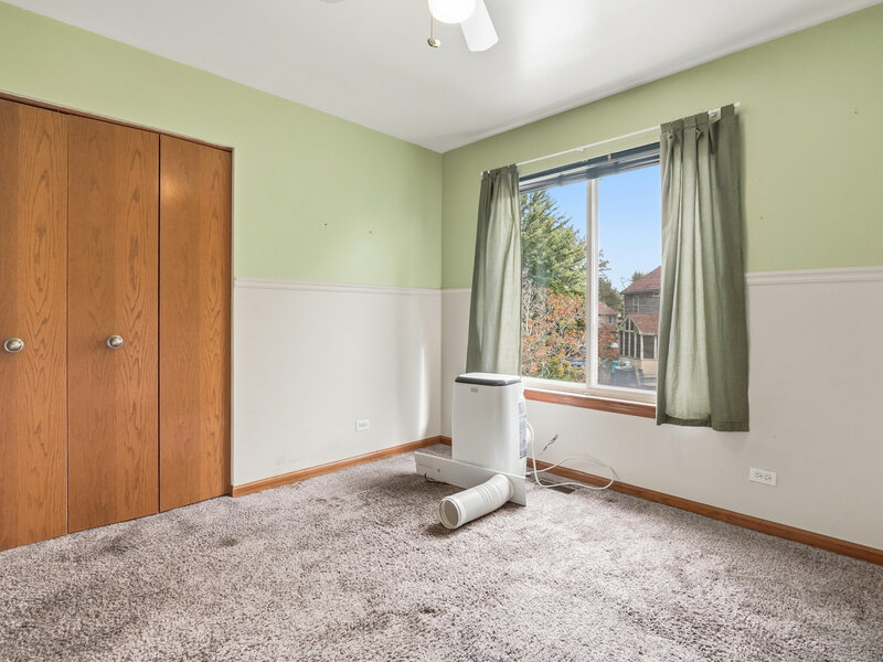 219 S Primrose Lane Round Lake IL 60073